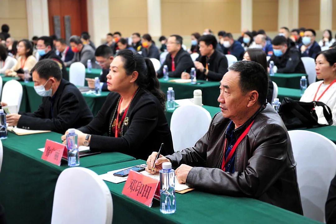 1cQqBRdhONgPVVRbAPVNFt1VxyARHFnFKvgoYpND